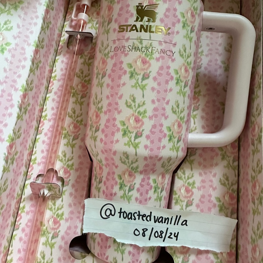Stanley X LoveShackFancy 40oz Blooming Heirloom